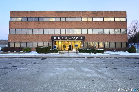 Photo of 85 Barnes Road #303, Wallingford, CT 06492 (MLS # 24151830)