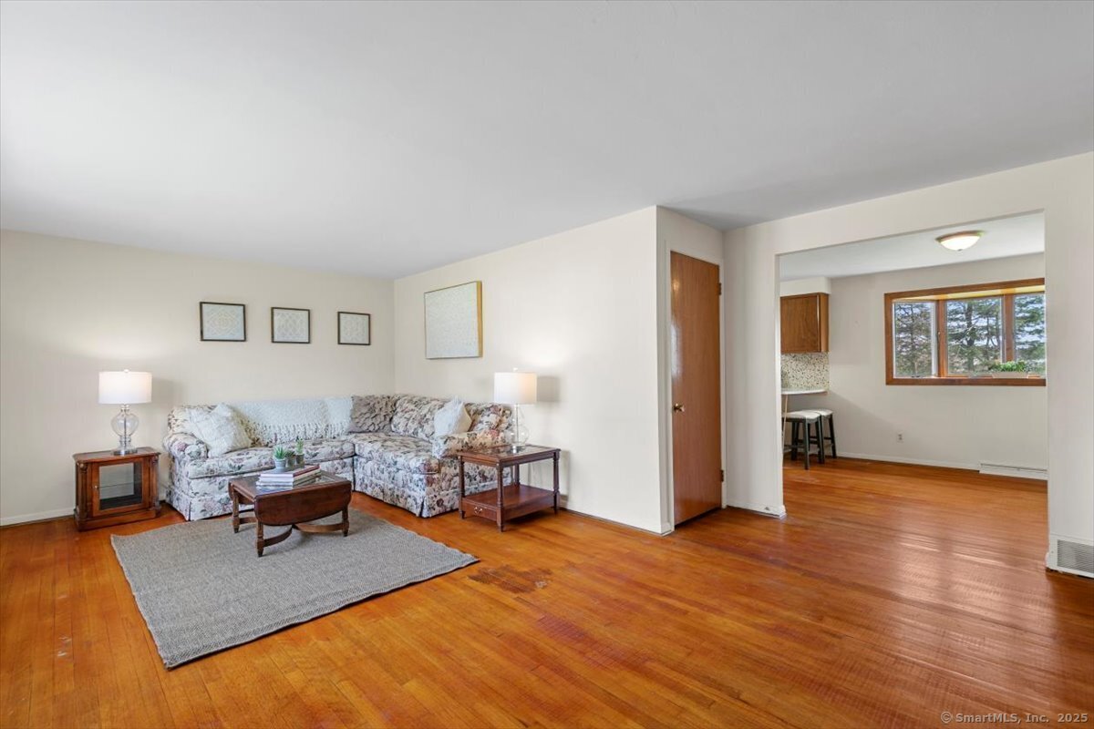 35 Ardmore Road, Milford, Connecticut image 3