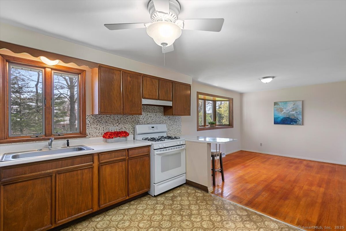 35 Ardmore Road, Milford, Connecticut image 7