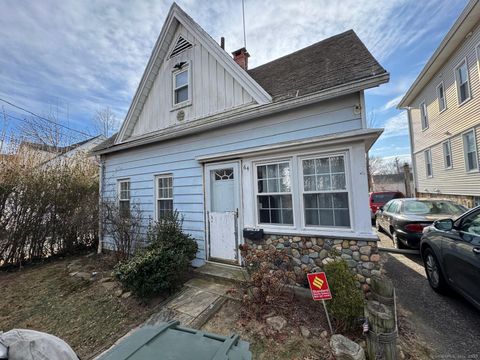 64 E Thorme Street, Bridgeport, CT 06606 - #: 24092274