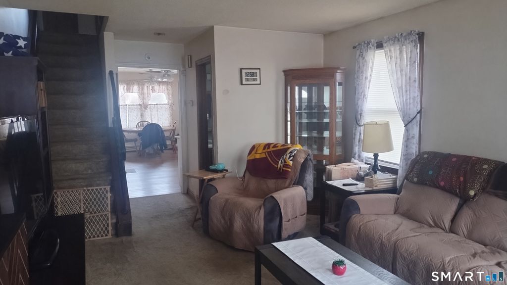 Photo of 133 Evelyn Street, Stratford, CT 06615 (MLS # 24159104)