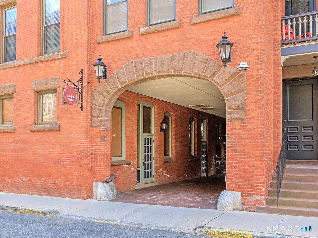1 Linden Place 412