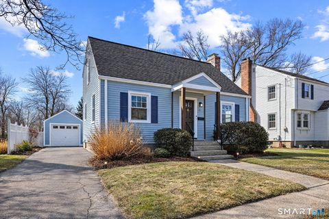 69 Edgemere Avenue West Hartford CT 06110