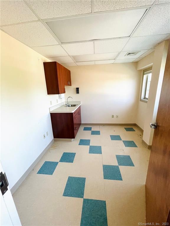 East Hampton, Connecticut 06424, United States, ,Residential,Active,43722