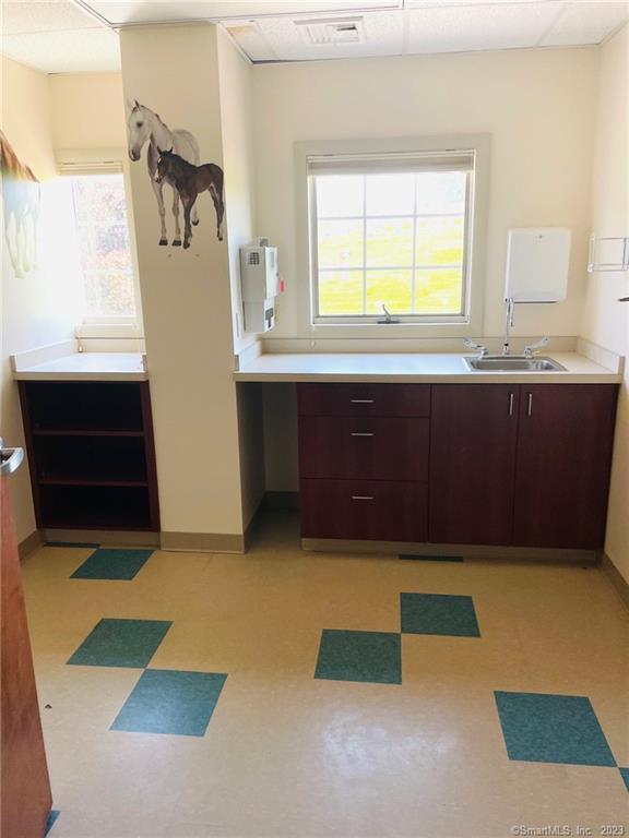 East Hampton, Connecticut 06424, United States, ,Residential,Active,43722