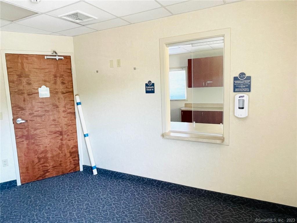 East Hampton, Connecticut 06424, United States, ,Residential,Active,43722