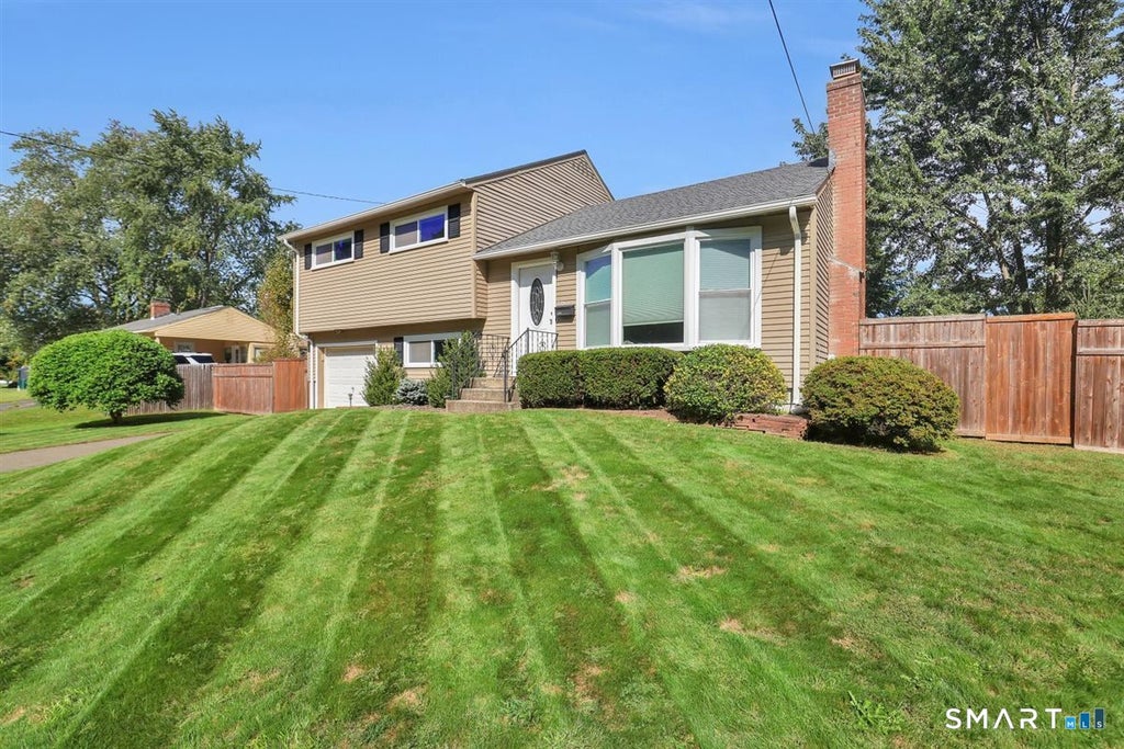 Photo of 221 Monroe Street, East Hartford, CT 06118 (MLS # 24209608)