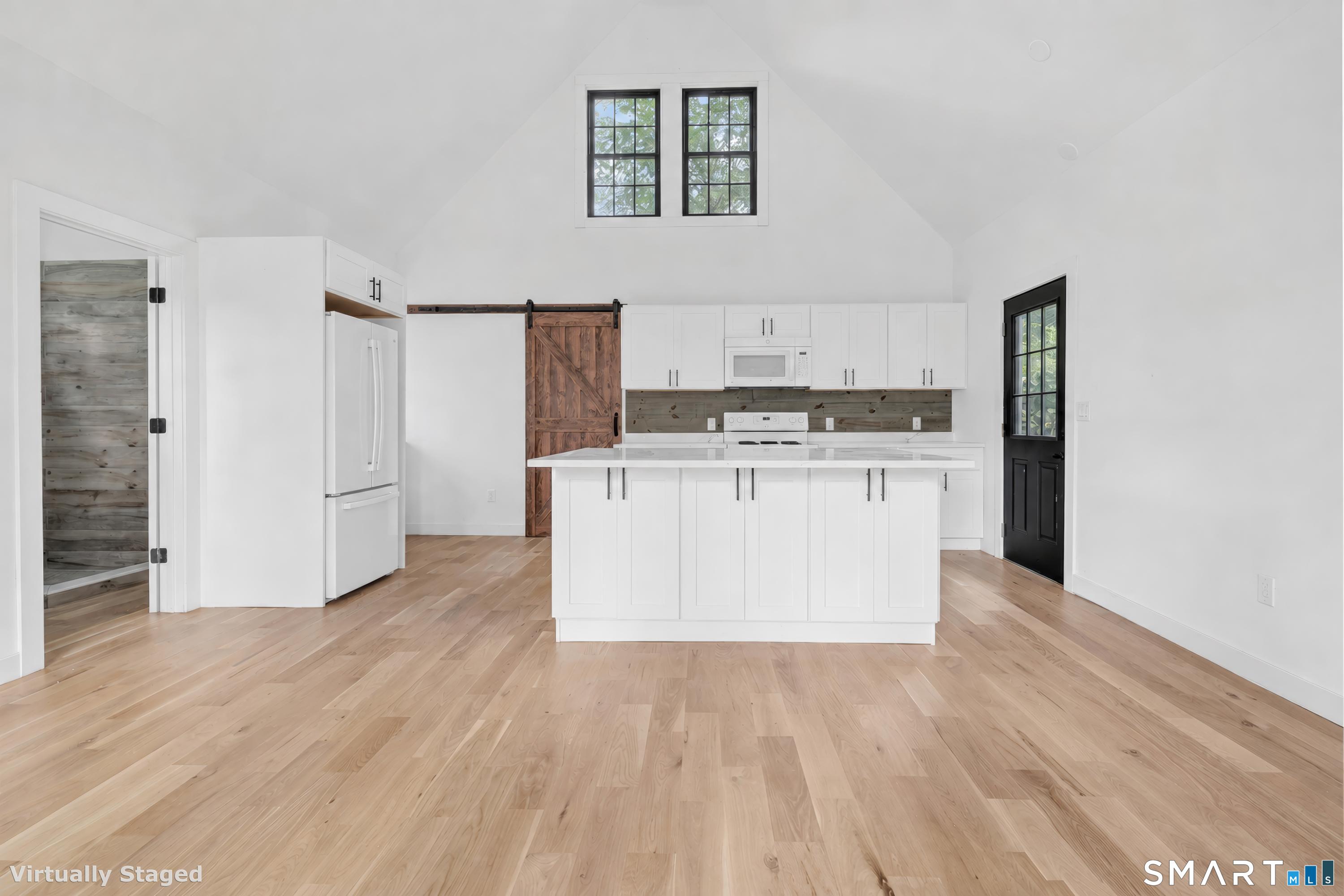 262 Great Plain Road 15