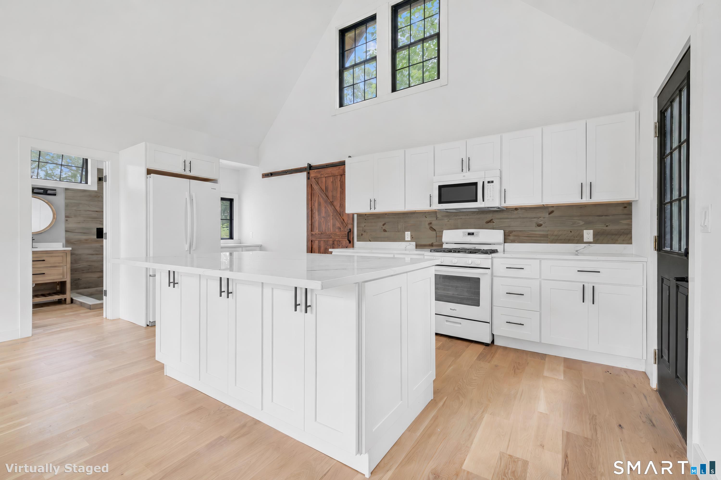 262 Great Plain Road 15