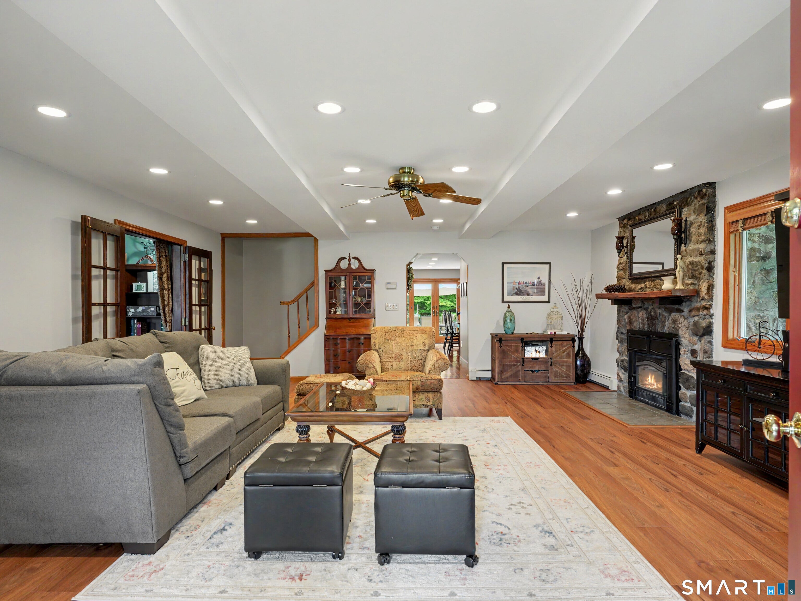 5 Thaddeus Avenue