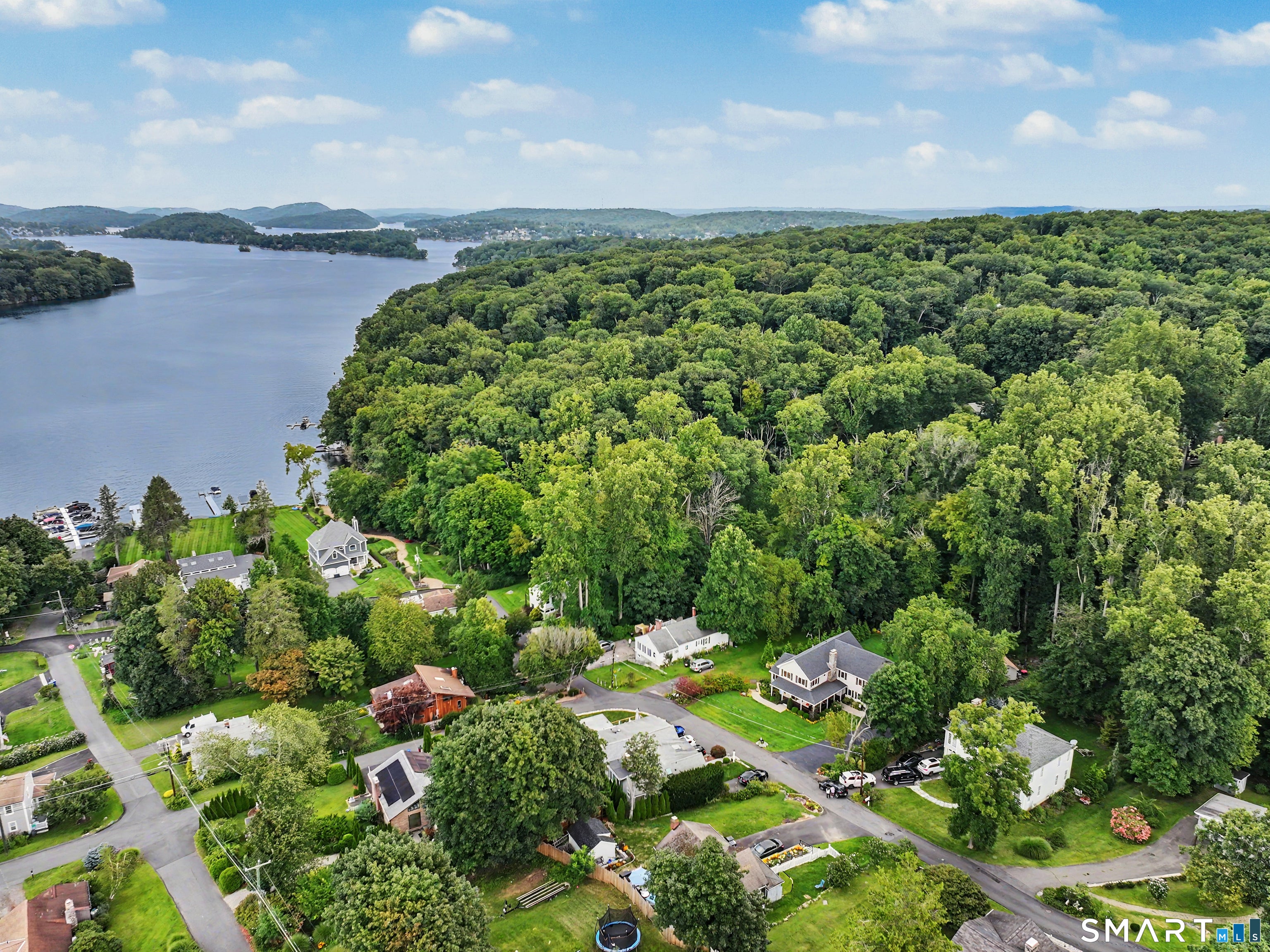 5 Thaddeus Avenue