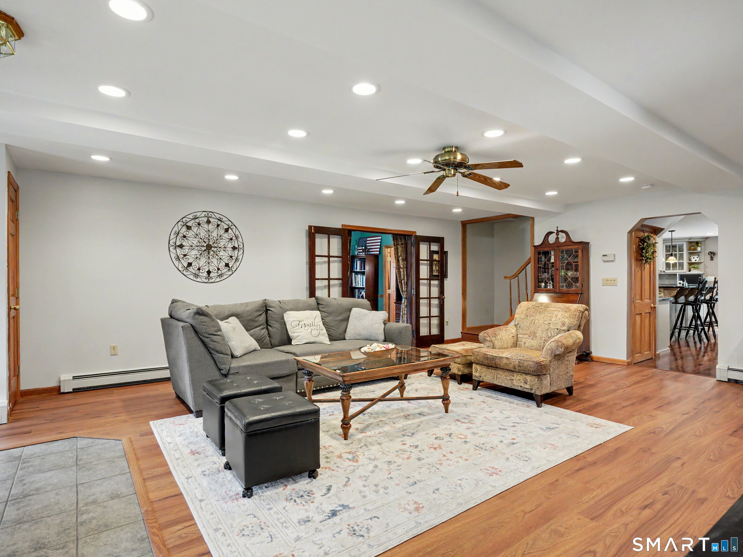 5 Thaddeus Avenue
