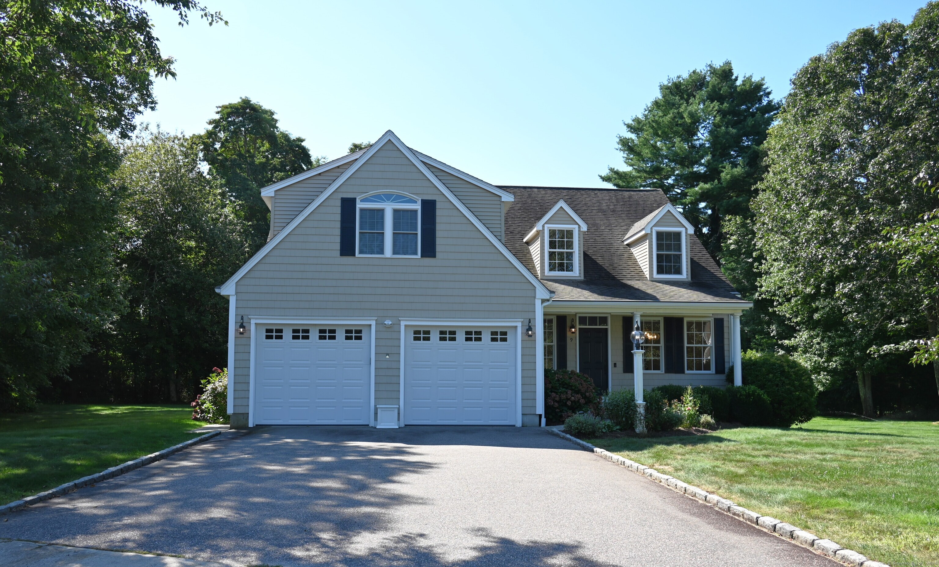 View Old Lyme, CT 06371 house