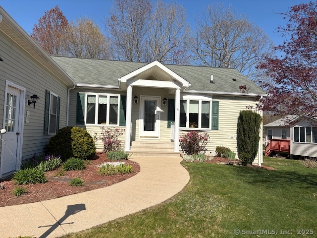4 Wyndwood Road, Montville, Connecticut image 1