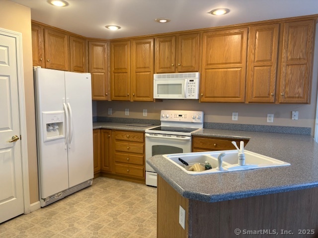 4 Wyndwood Road, Montville, Connecticut image 9
