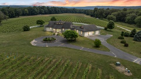 454 Cassidy Hill Road Coventry CT 06238