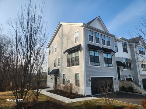 MLS: 24084765