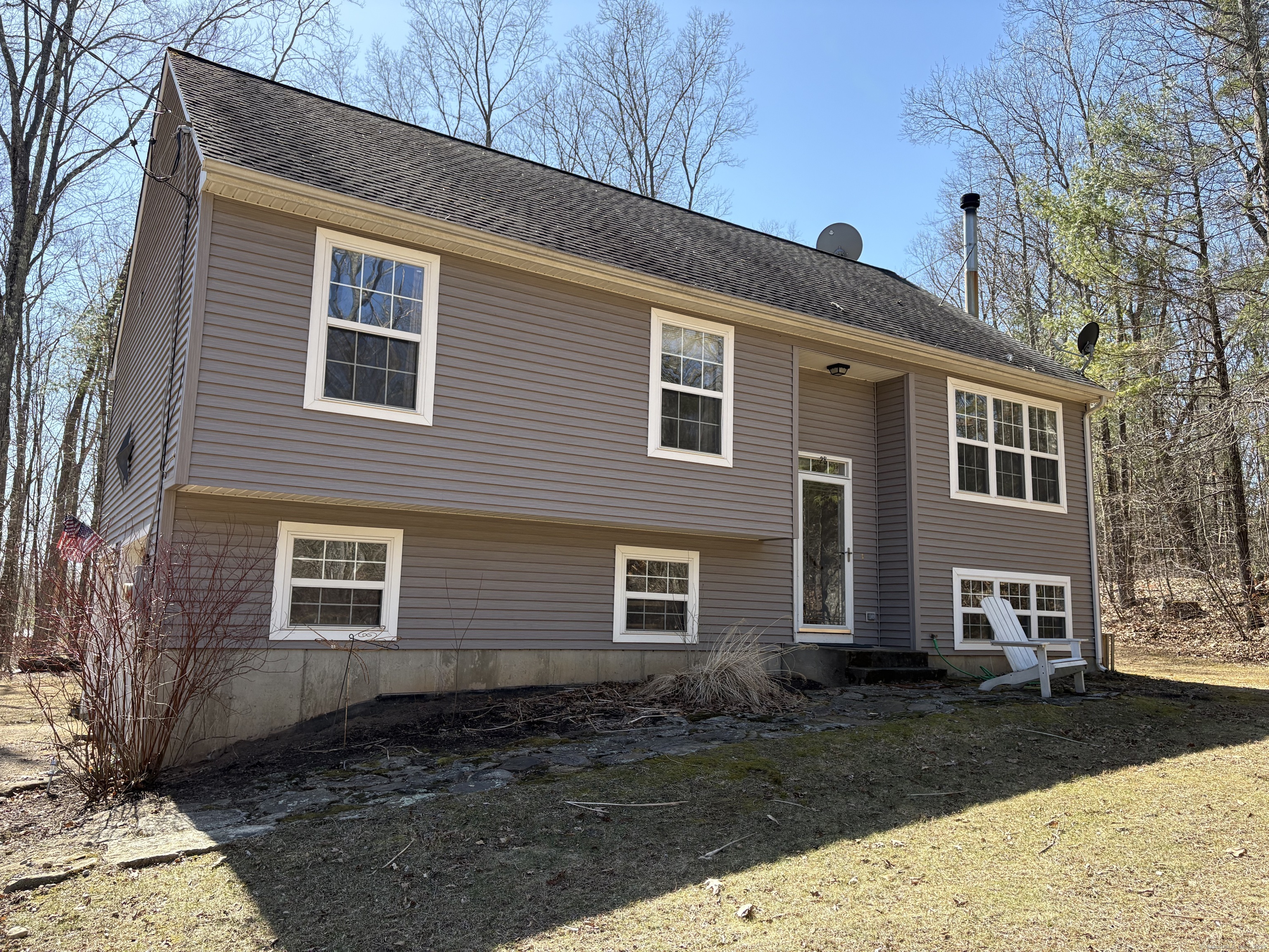 28 Mihaliak Road Extension, Willington, Connecticut image 1