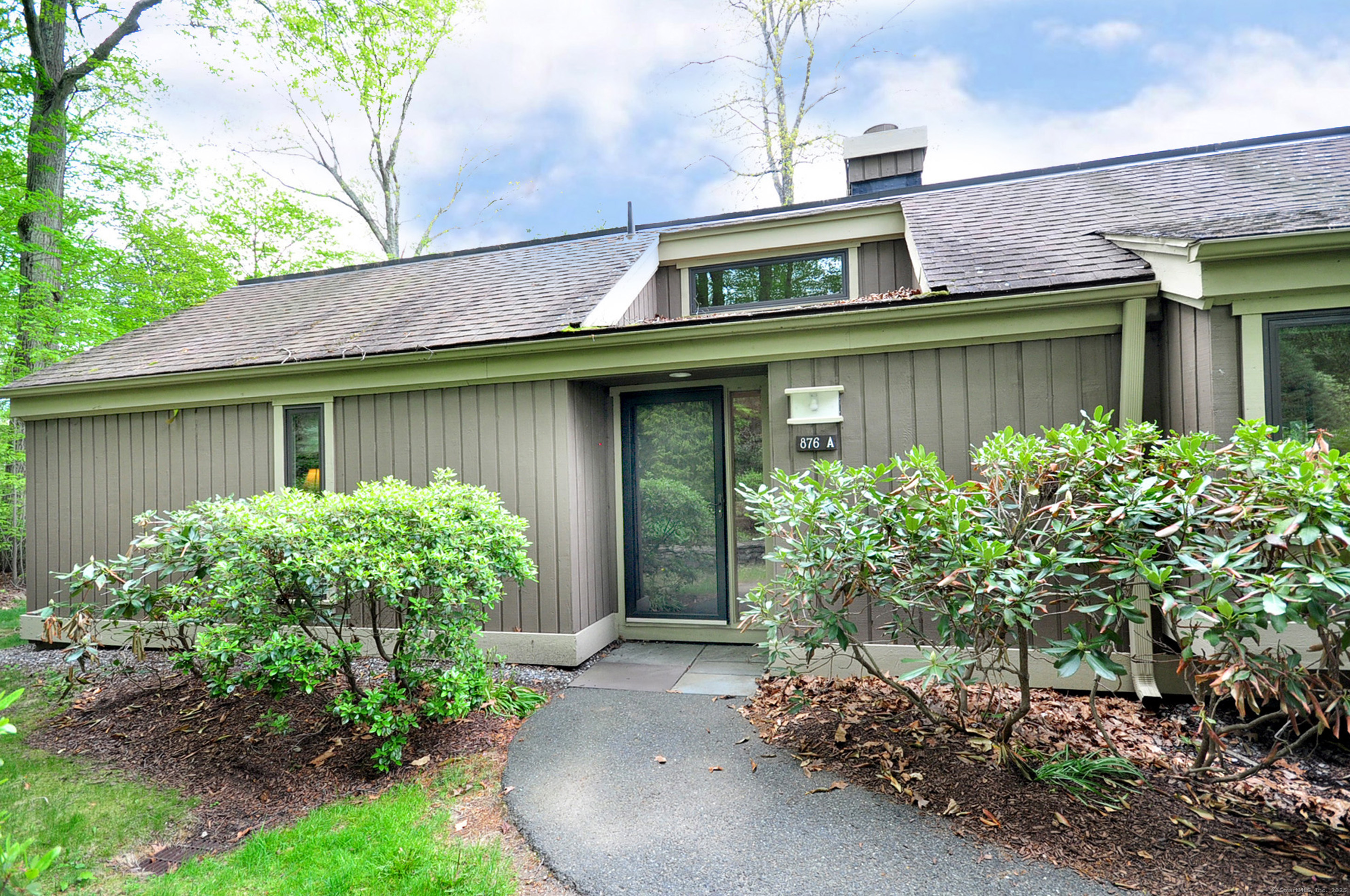 876 Heritage Village #A, Southbury, Connecticut image 1