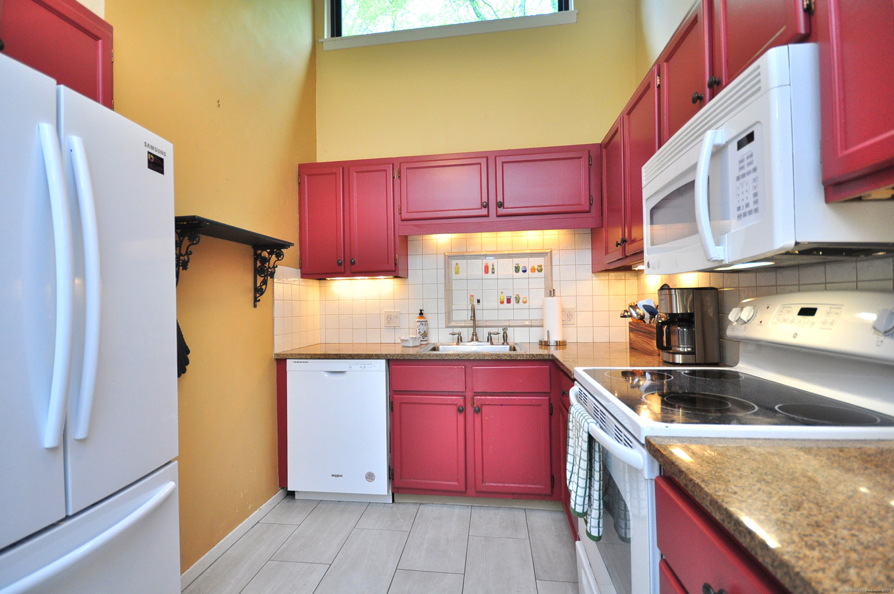 876 Heritage Village #A, Southbury, Connecticut image 12