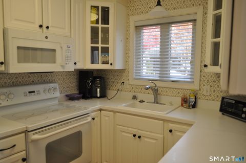 Tiny photo for 29 Crocus Lane #29, Avon, CT 06001 (MLS # 24148718)