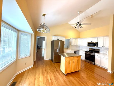 Tiny photo for 31 Greystone #31, Shelton, CT 06484 (MLS # 24154843)