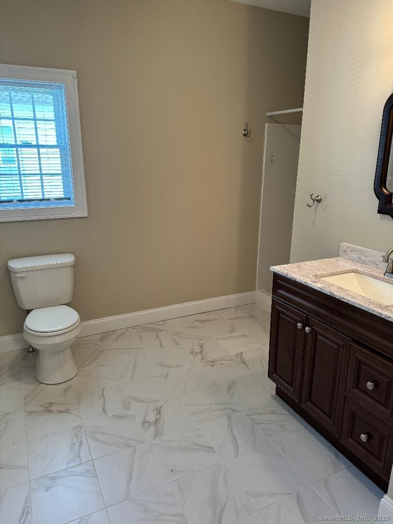 60 Pinehurst Drive #60, East Haven, Connecticut image 7