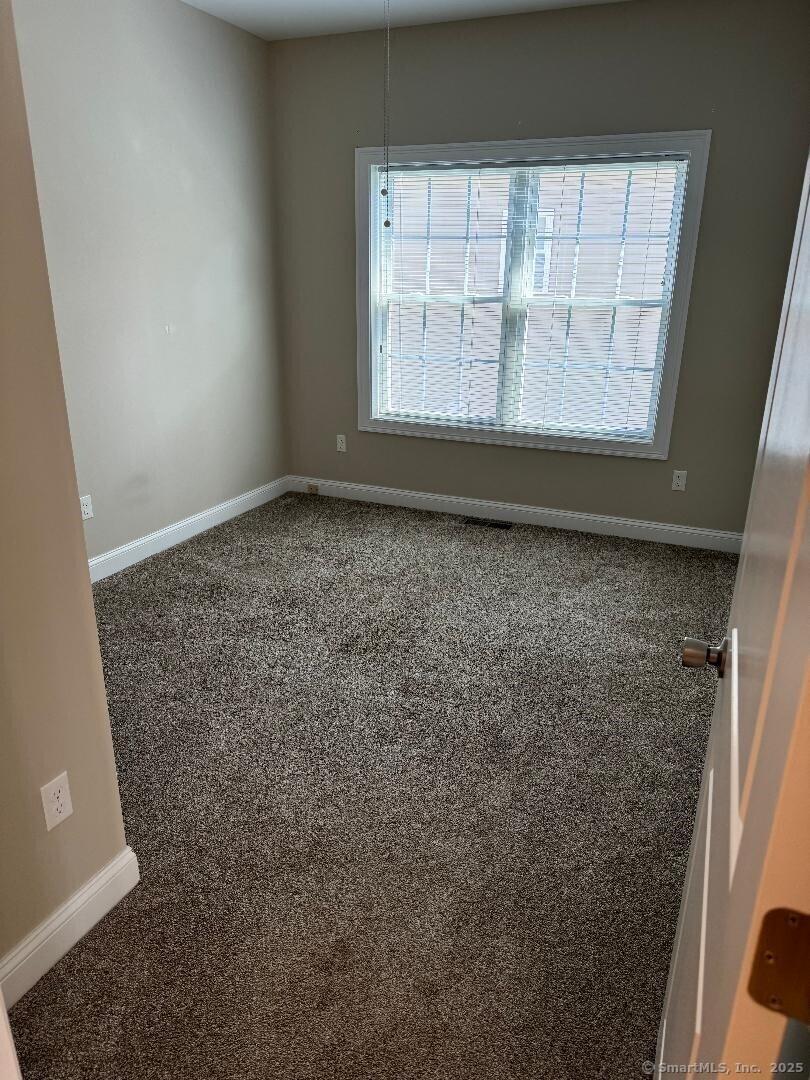 60 Pinehurst Drive #60, East Haven, Connecticut image 9