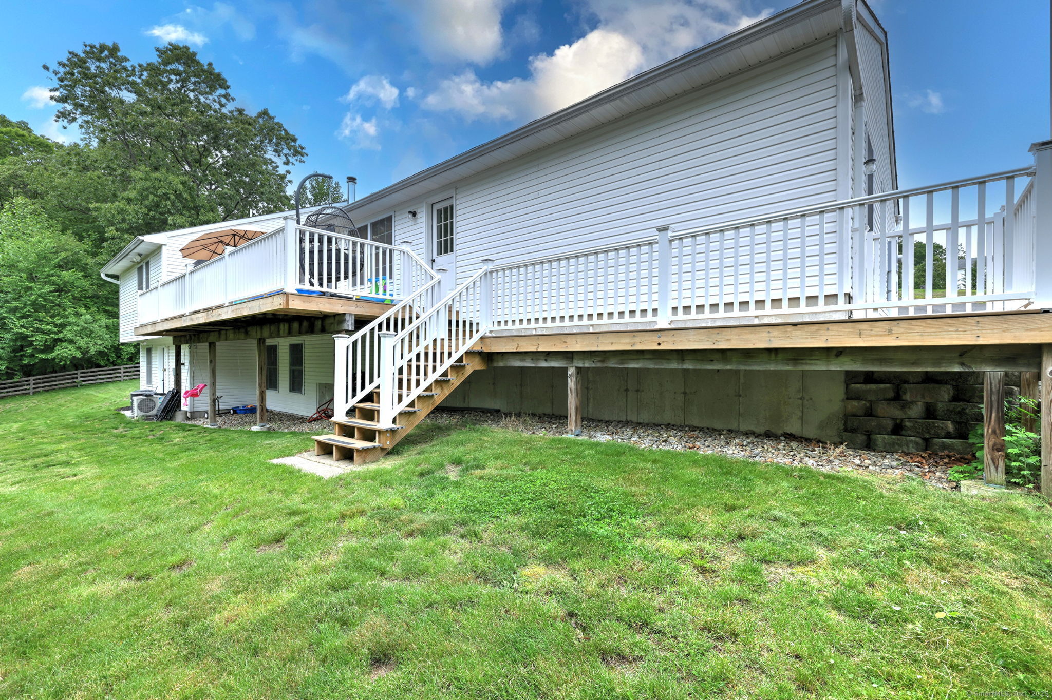 77 Wisteria Drive, Naugatuck, Connecticut image 36