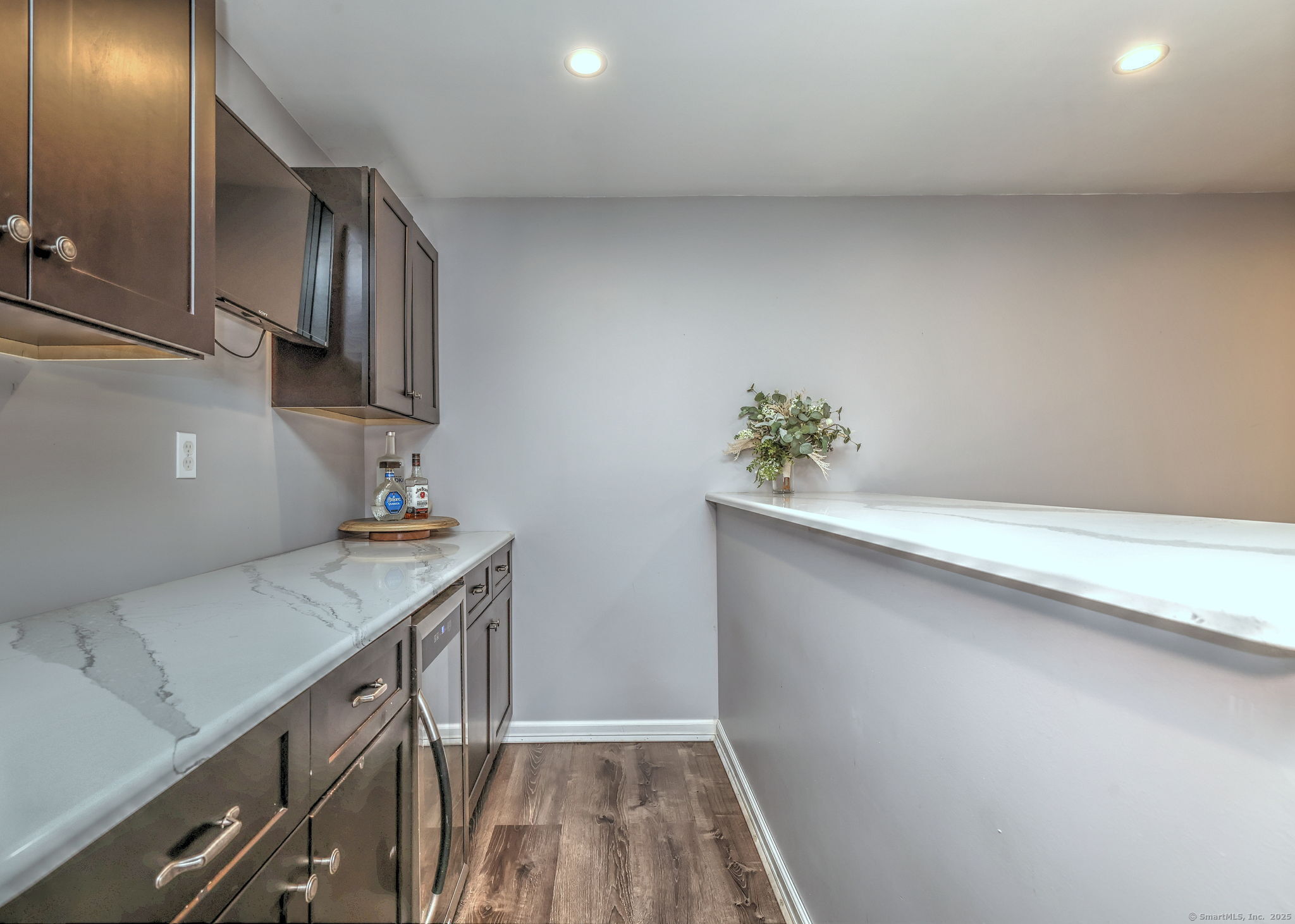 77 Wisteria Drive, Naugatuck, Connecticut image 25