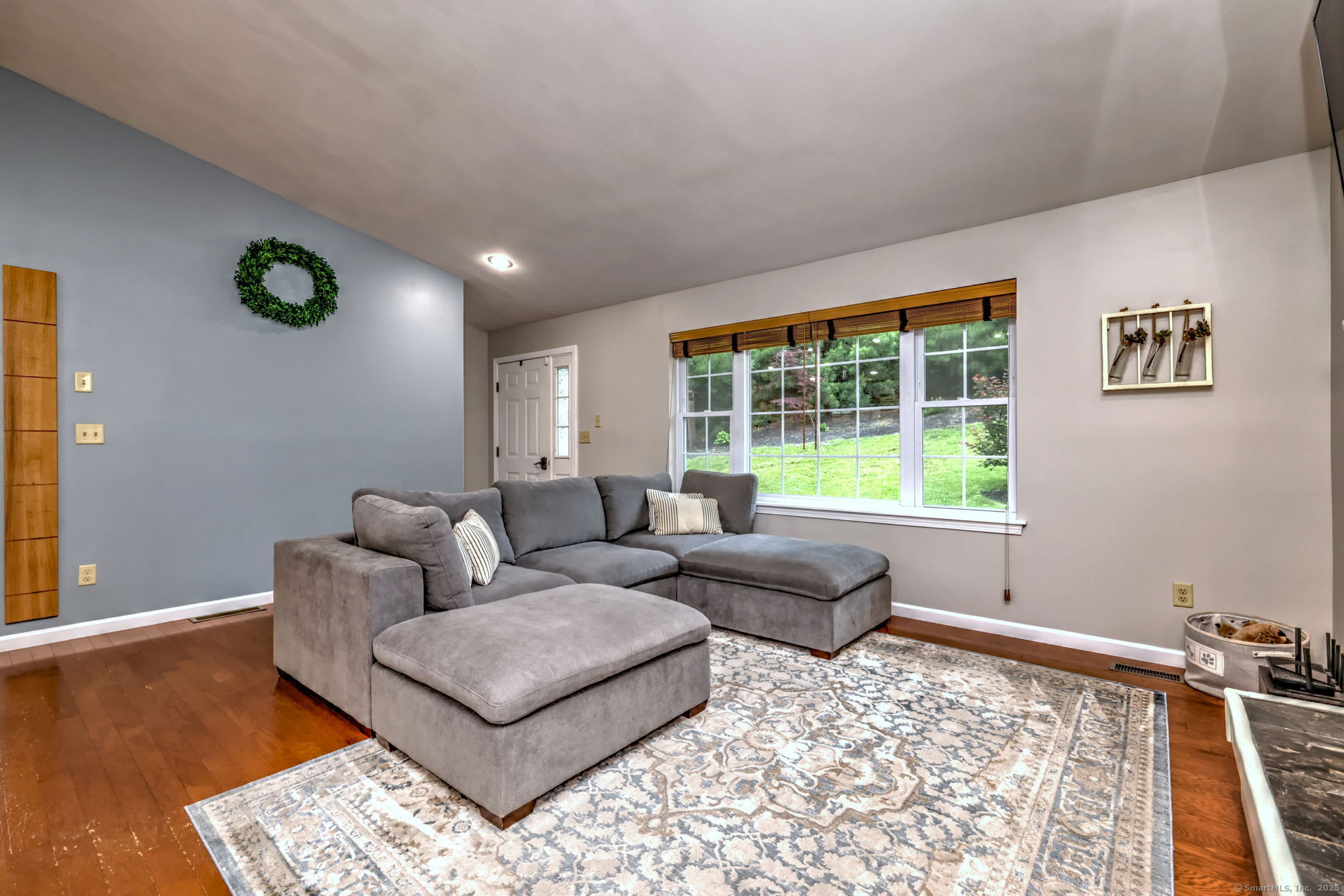 77 Wisteria Drive, Naugatuck, Connecticut image 6