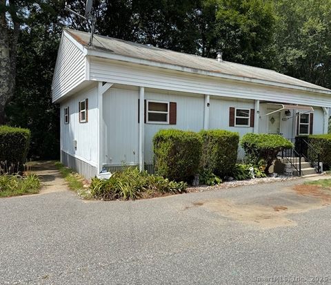 437 Putnam Pike Killingly CT 06241