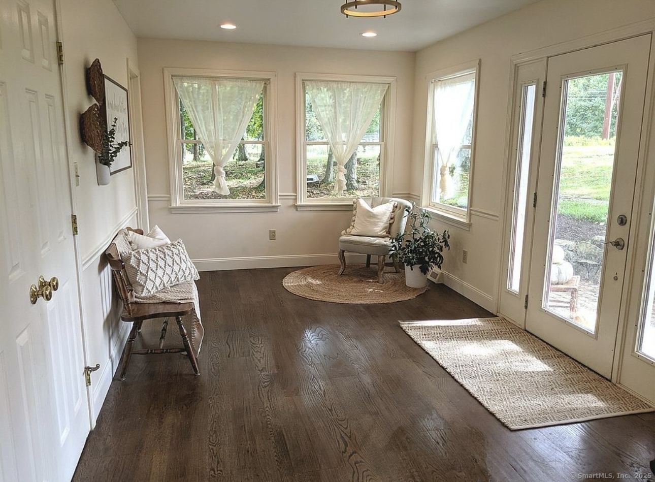 1015 Wallingford Road, Cheshire, Connecticut image 10