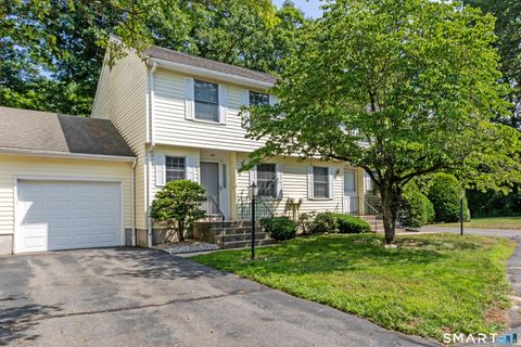 Photo of 283 Strawberry Circle, Windsor, CT 06095 (MLS # 24189599)