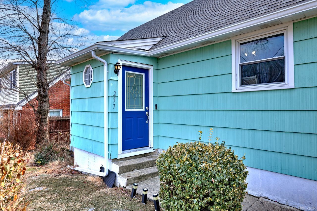 237 Valley Avenue, Bridgeport, Connecticut image 35