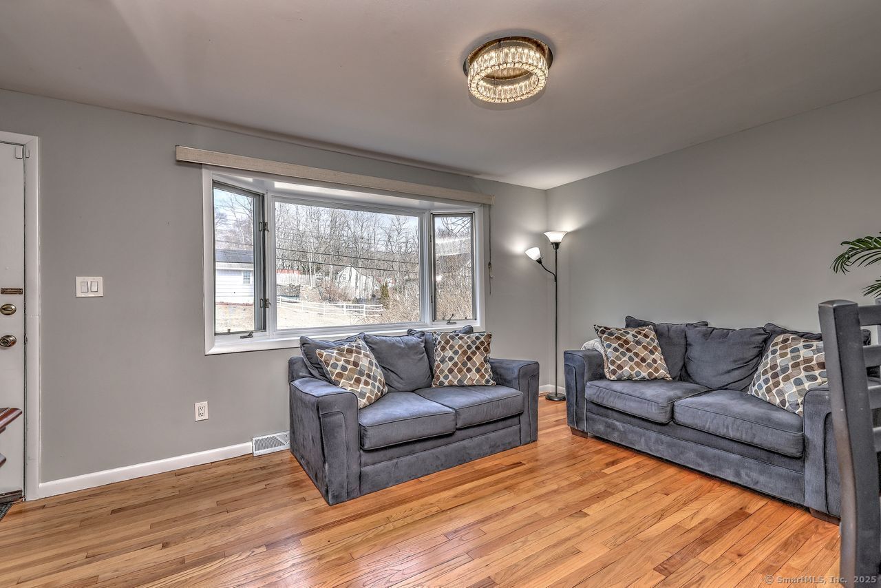 237 Valley Avenue, Bridgeport, Connecticut image 14