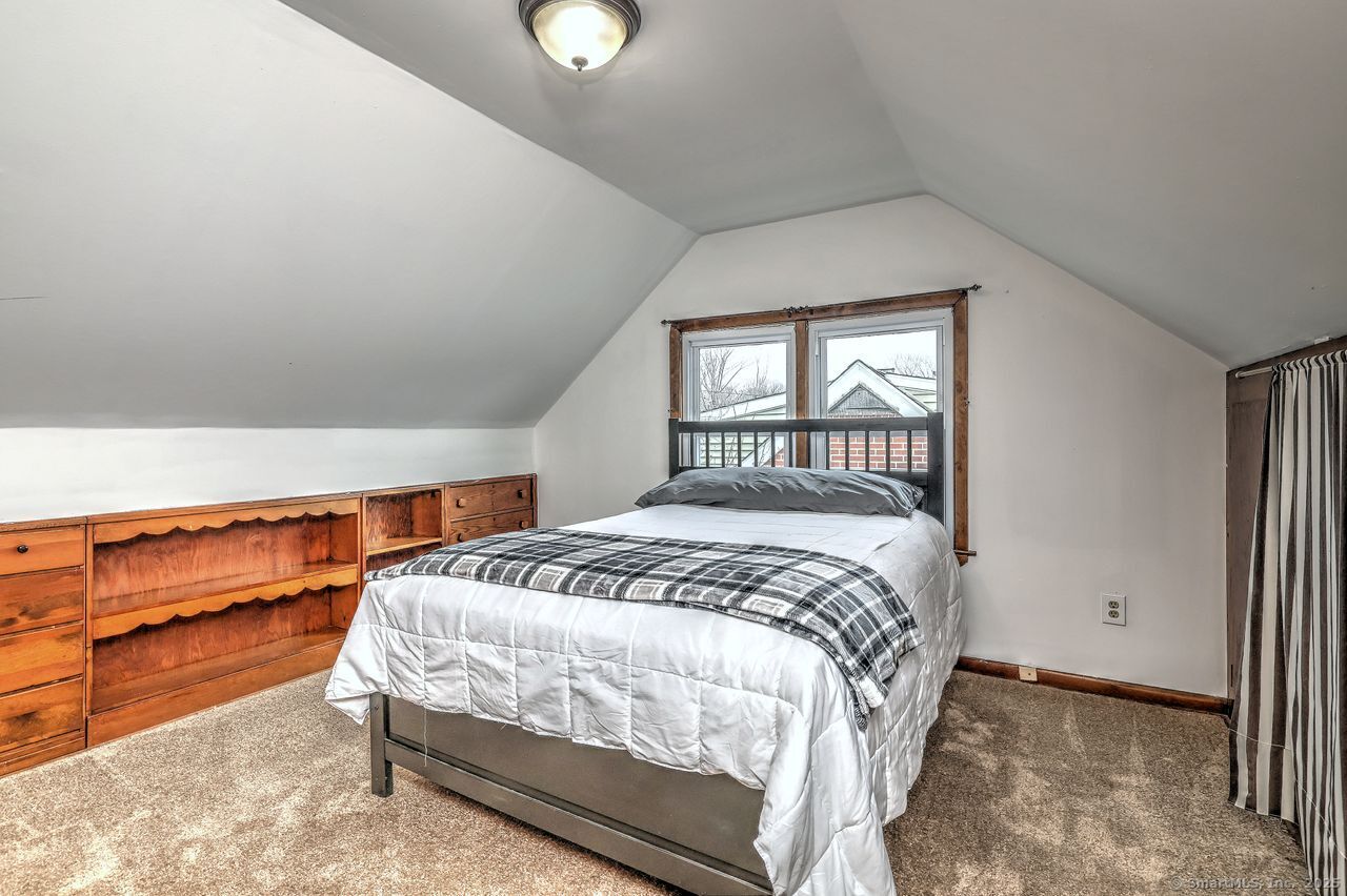 237 Valley Avenue, Bridgeport, Connecticut image 26