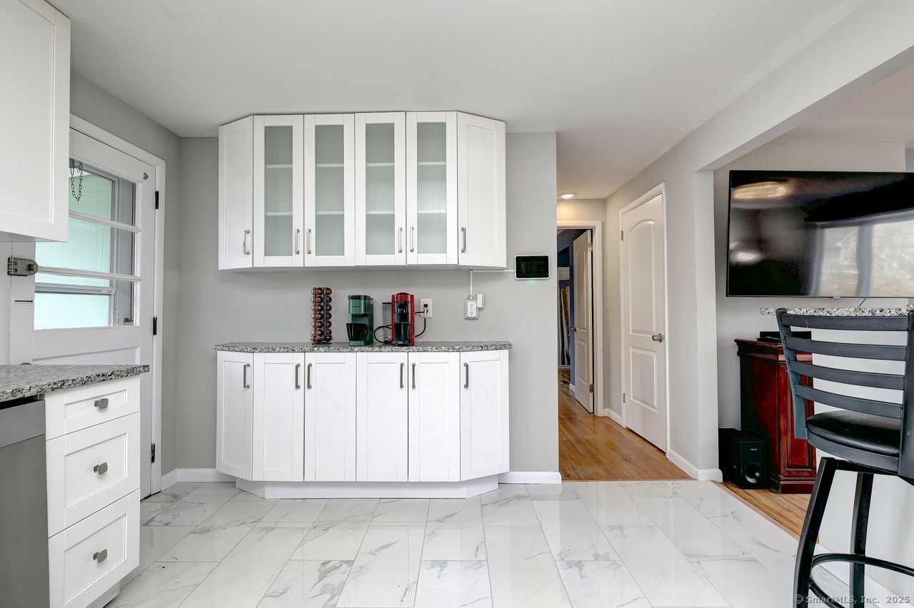 237 Valley Avenue, Bridgeport, Connecticut image 4