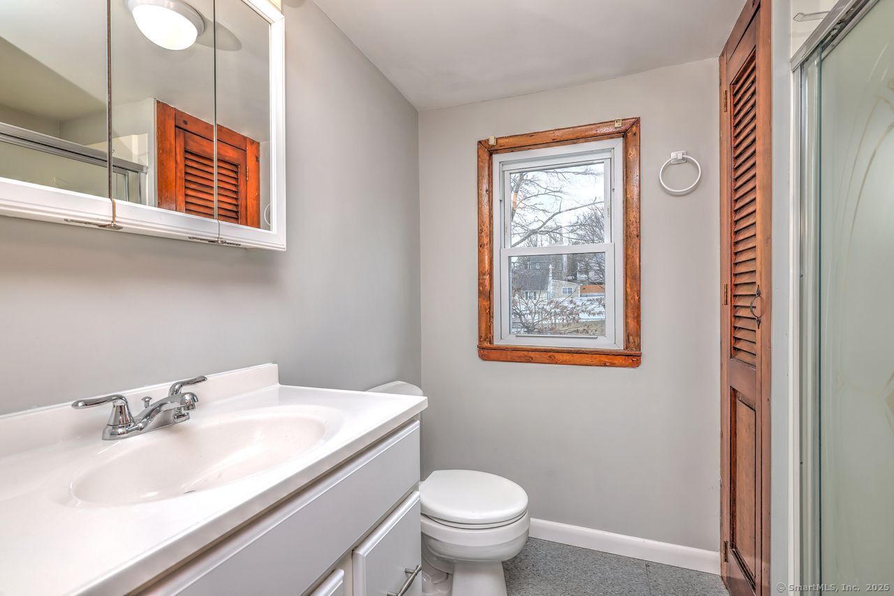 237 Valley Avenue, Bridgeport, Connecticut image 31
