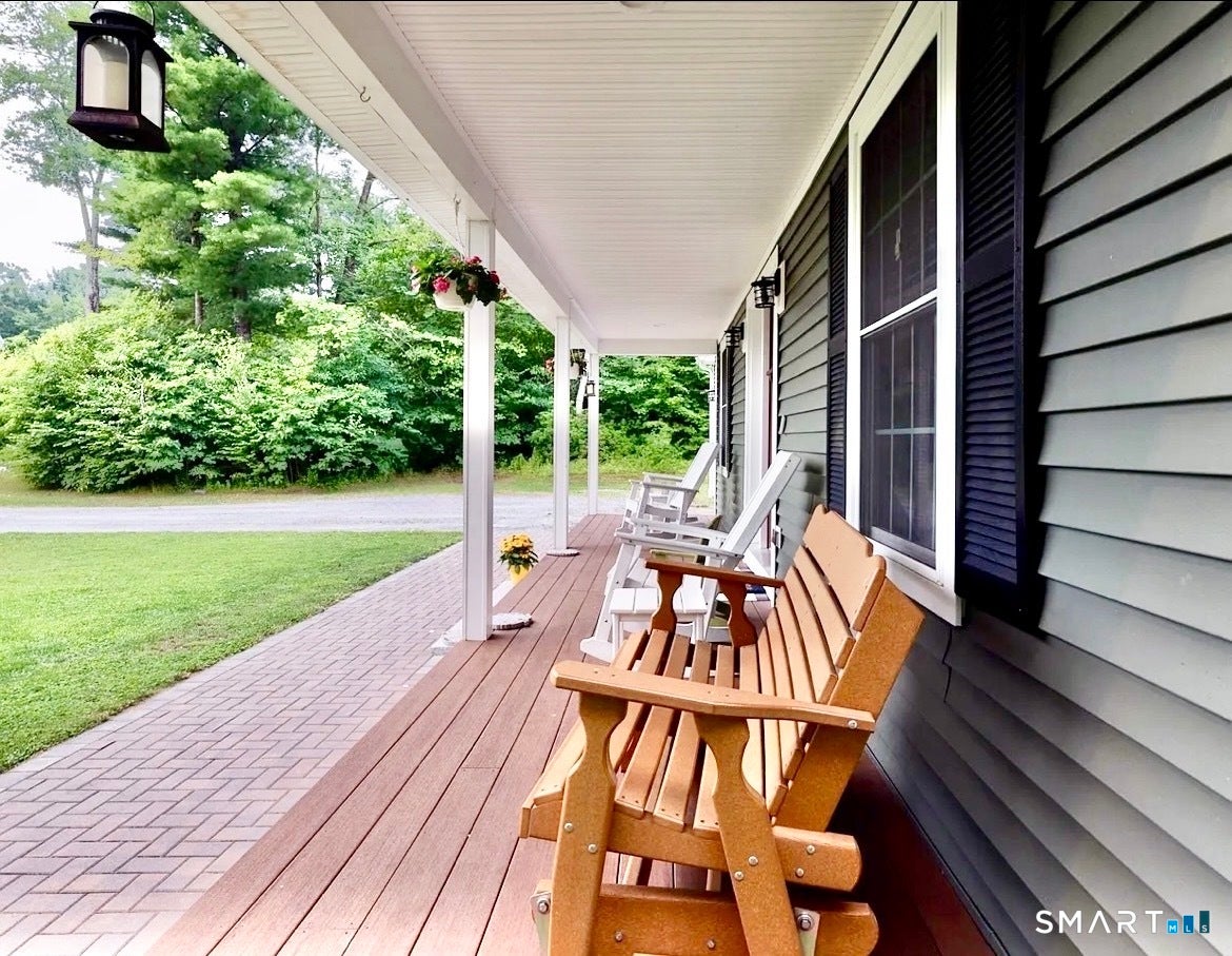 81 Evergreen Crossing