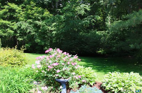 Tiny photo for 10 Old Village Lane, Farmington, CT 06085 (MLS # 24182136)