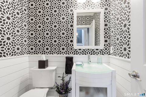 Tiny photo for 23 Putnam Lane #23, Danbury, CT 06810 (MLS # 24156265)