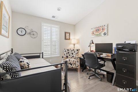 Tiny photo for 23 Putnam Lane #23, Danbury, CT 06810 (MLS # 24156265)