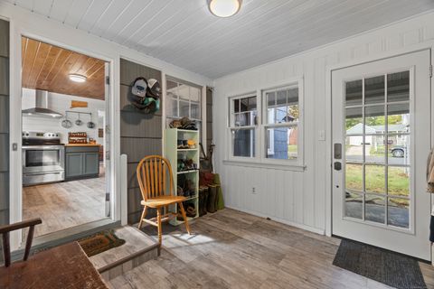 Tiny photo for 16 Huntley Court, East Lyme, CT 06357 (MLS # 24133736)