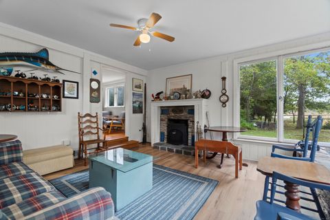 Tiny photo for 16 Huntley Court, East Lyme, CT 06357 (MLS # 24133736)