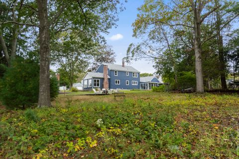 Tiny photo for 16 Huntley Court, East Lyme, CT 06357 (MLS # 24133736)