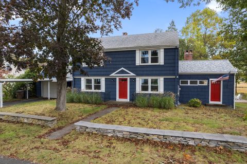 Photo of 16 Huntley Court, East Lyme, CT 06357 (MLS # 24133736)