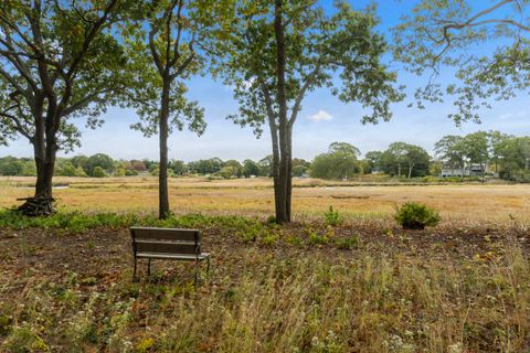 Tiny photo for 16 Huntley Court, East Lyme, CT 06357 (MLS # 24133736)