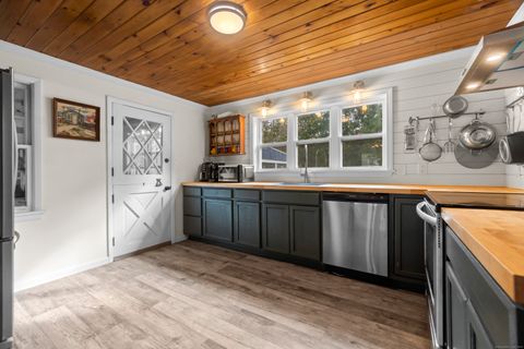 Tiny photo for 16 Huntley Court, East Lyme, CT 06357 (MLS # 24133736)