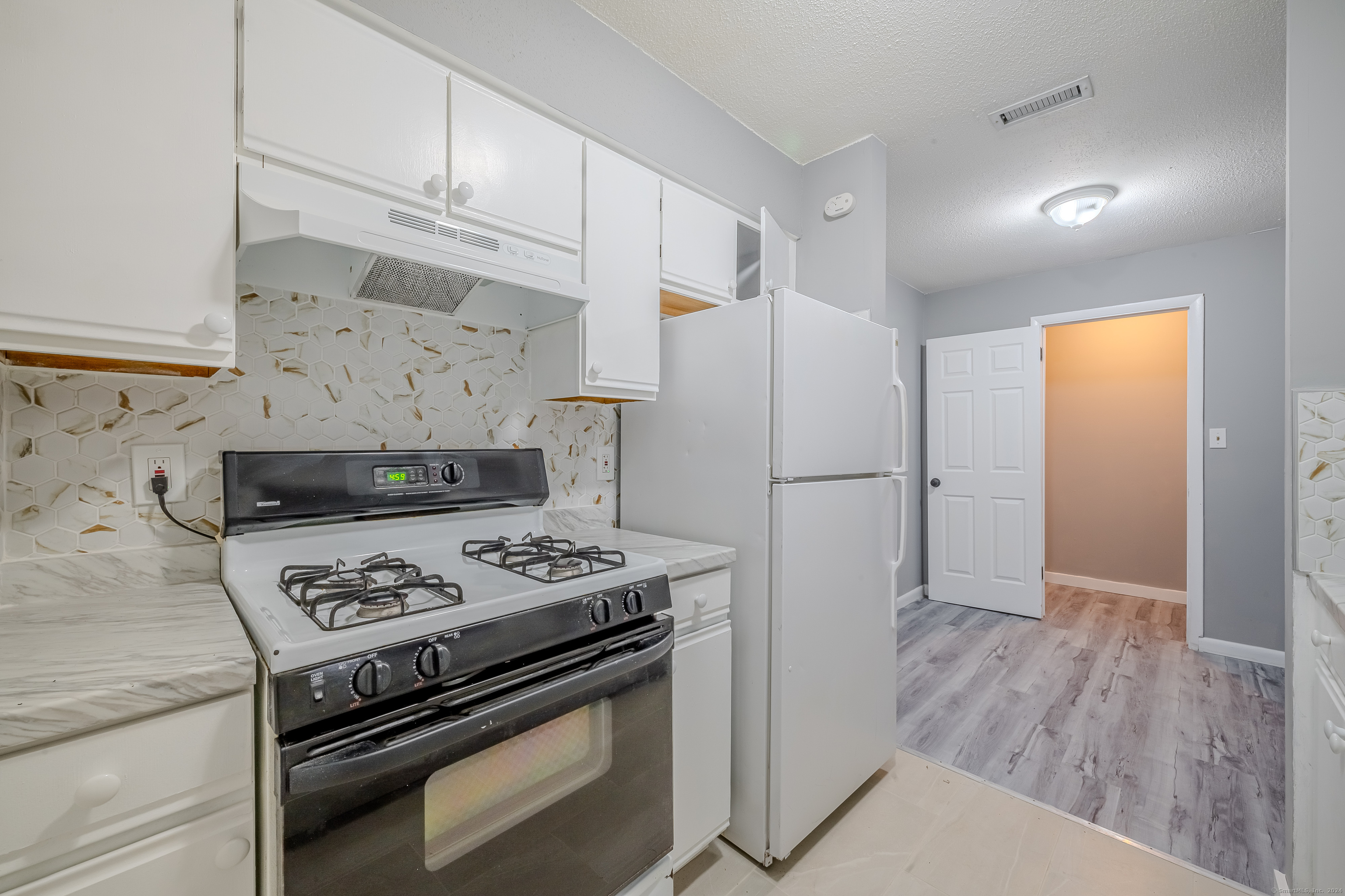 126 Derby Avenue #APT A, New Haven, Connecticut image 13